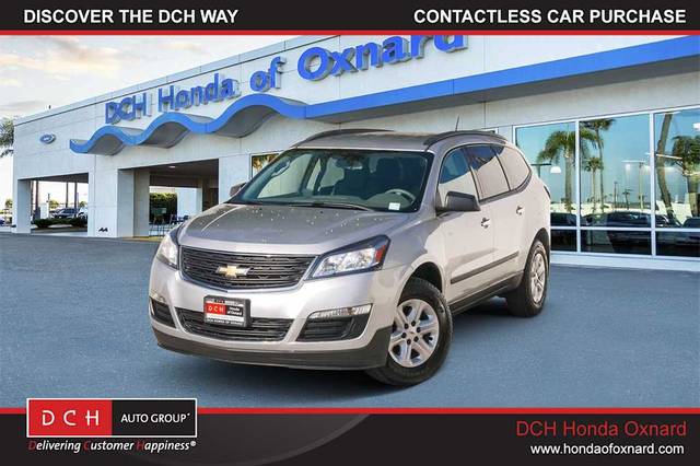 2017 Chevrolet Traverse LS FWD photo