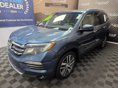 2017 Honda Pilot Touring FWD photo