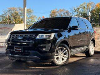 2017 Ford Explorer XLT FWD photo