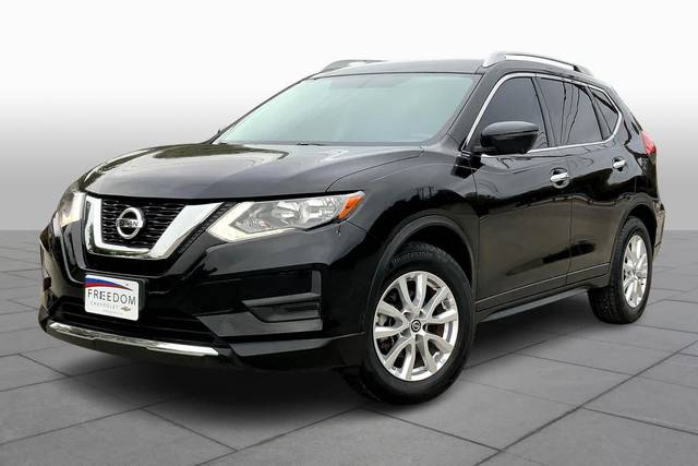 2017 Nissan Rogue SV FWD photo