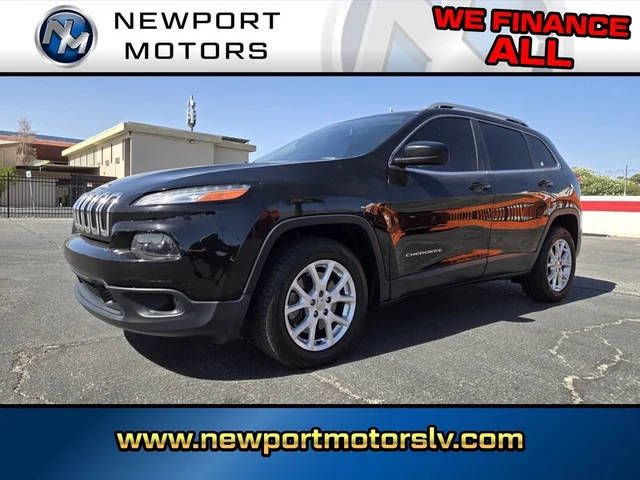 2017 Jeep Cherokee Latitude FWD photo