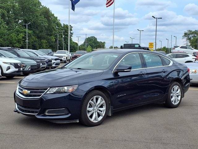 2017 Chevrolet Impala LT FWD photo