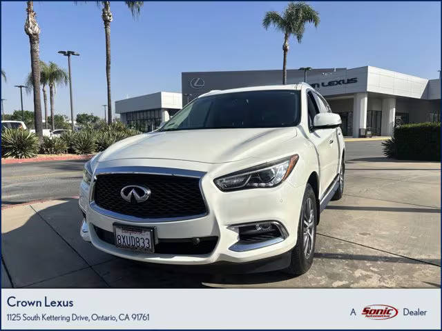 2017 Infiniti QX60  AWD photo