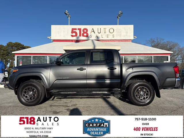 2017 Toyota Tacoma SR5 4WD photo