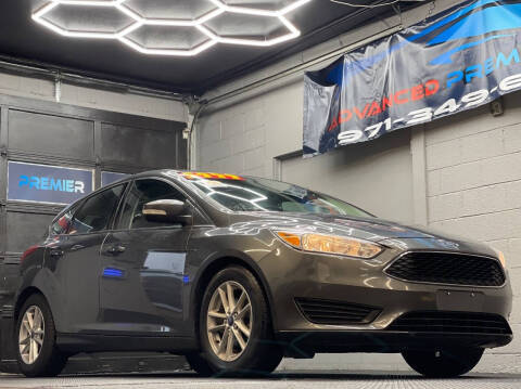 2017 Ford Focus SE FWD photo