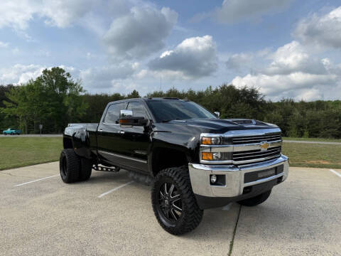 2017 Chevrolet Silverado 3500HD LTZ 4WD photo