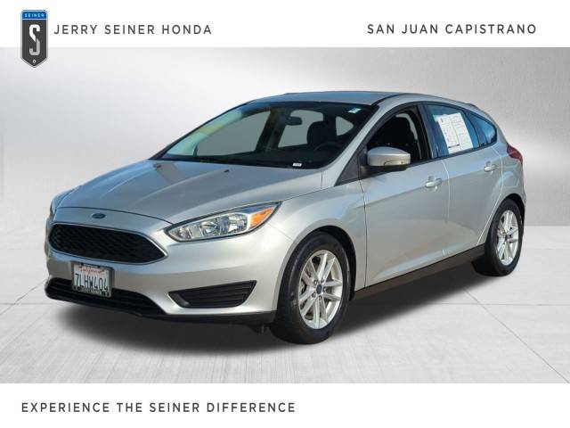 2015 Ford Focus SE FWD photo