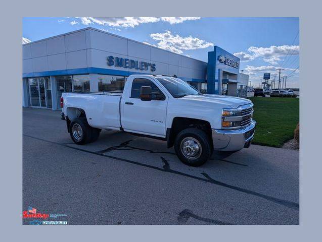 2017 Chevrolet Silverado 3500HD Work Truck 4WD photo