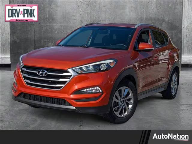 2017 Hyundai Tucson SE Plus FWD photo