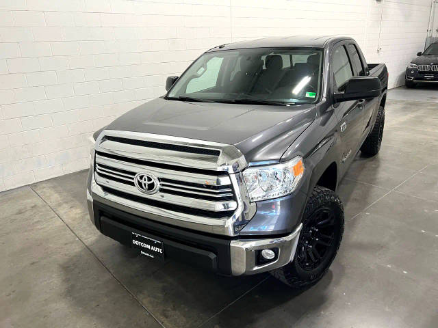 2017 Toyota Tundra SR5 4WD photo