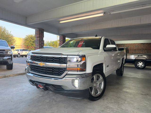2017 Chevrolet Silverado 1500 LT RWD photo
