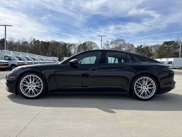 2017 Porsche Panamera 4 AWD photo