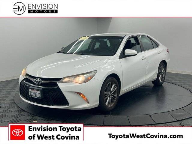 2017 Toyota Camry SE FWD photo