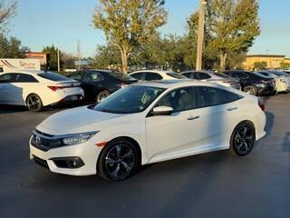 2017 Honda Civic Touring FWD photo