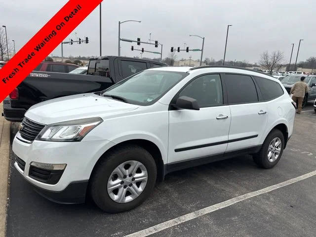 2017 Chevrolet Traverse LS FWD photo