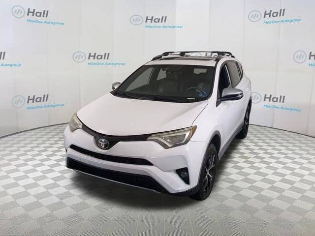 2017 Toyota RAV4 SE FWD photo