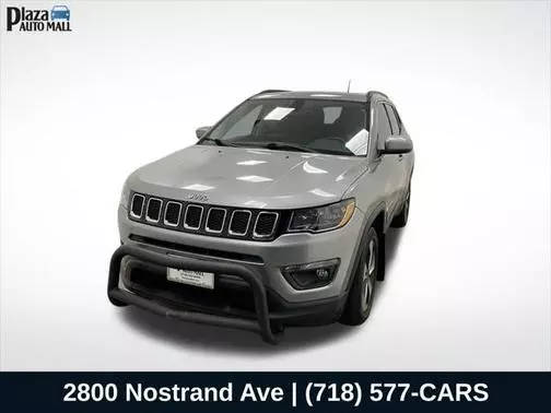 2017 Jeep Compass Latitude 4WD photo