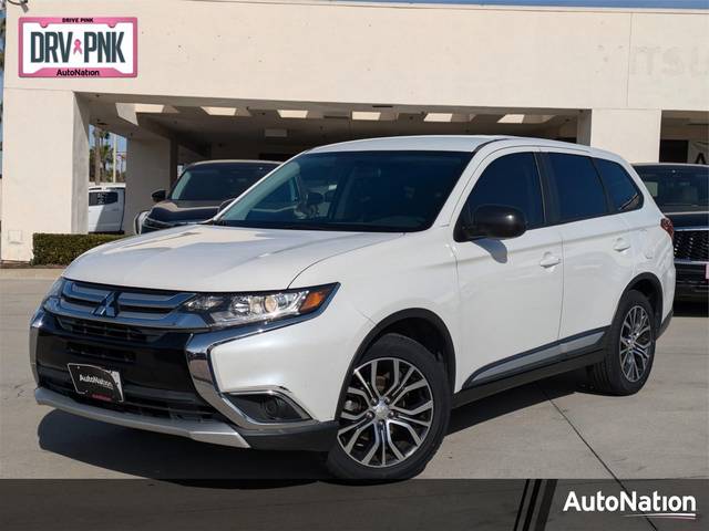 2017 Mitsubishi Outlander ES 4WD photo