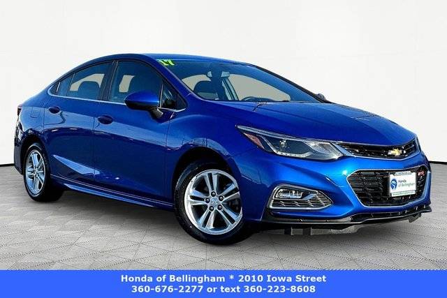 2017 Chevrolet Cruze LT FWD photo