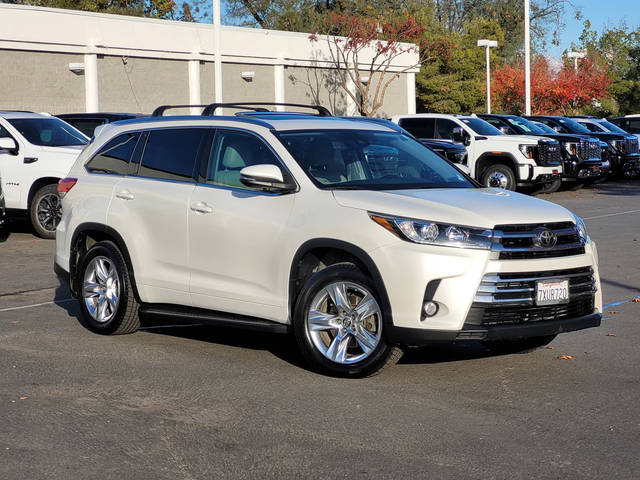 2017 Toyota Highlander Limited AWD photo