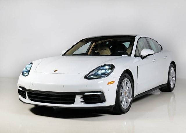 2017 Porsche Panamera 4S AWD photo