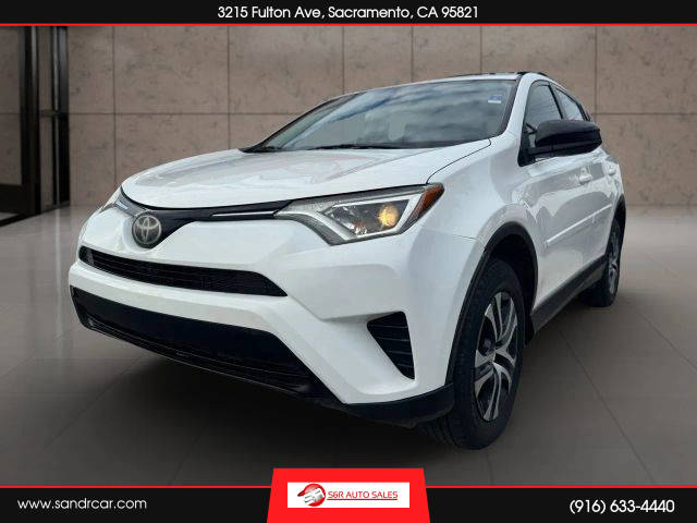 2017 Toyota RAV4 LE AWD photo