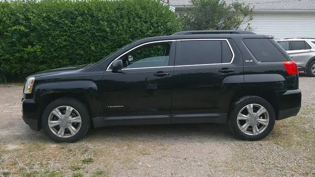 2017 GMC Terrain SLE FWD photo