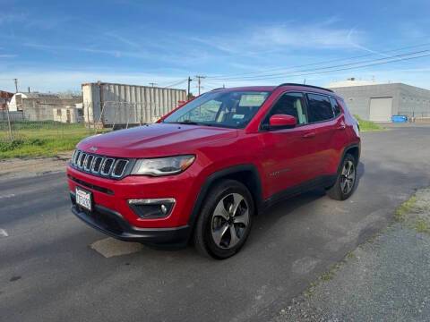 2017 Jeep Compass Latitude 4WD photo
