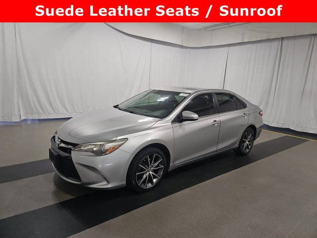 2017 Toyota Camry XSE FWD photo