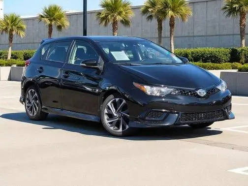 2017 Toyota Corolla iM  FWD photo