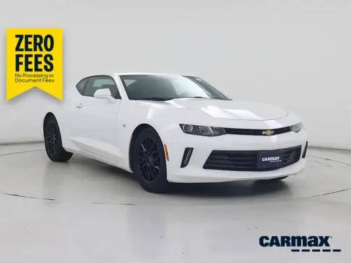 2017 Chevrolet Camaro 1LT RWD photo