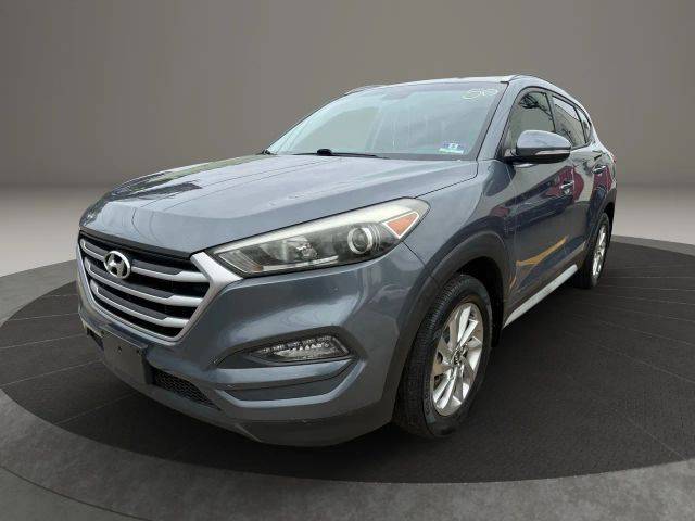 2017 Hyundai Tucson SE Plus FWD photo
