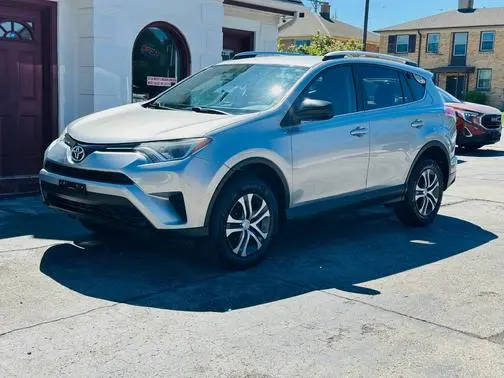 2016 Toyota RAV4 LE AWD photo