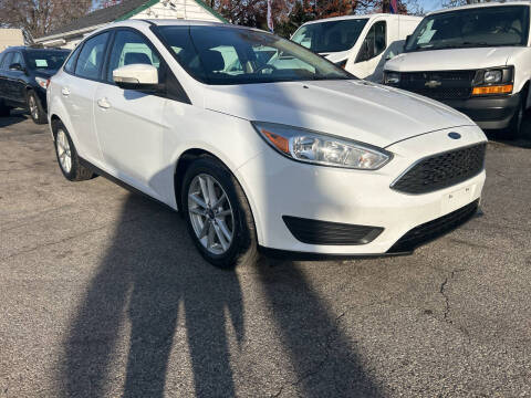 2017 Ford Focus SE FWD photo