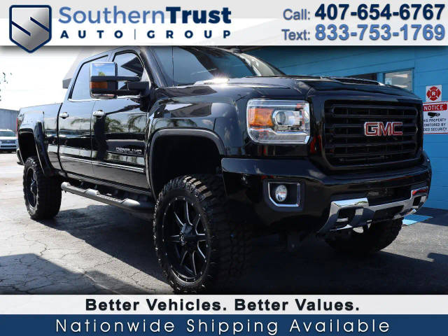 2017 GMC Sierra 2500HD Denali 4WD photo
