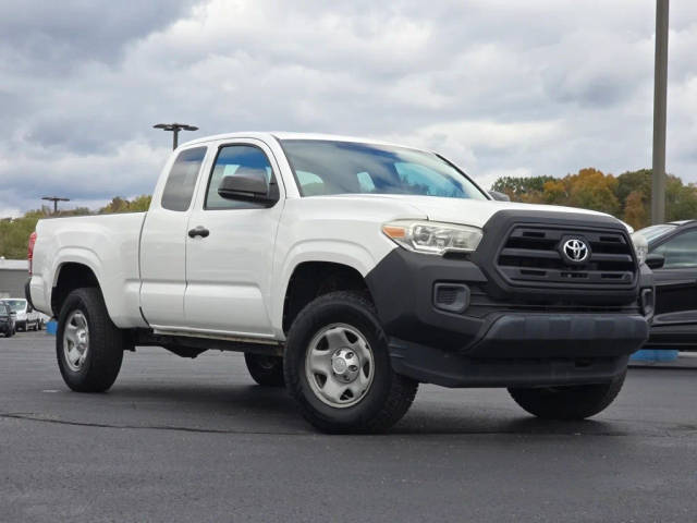 2017 Toyota Tacoma SR 4WD photo