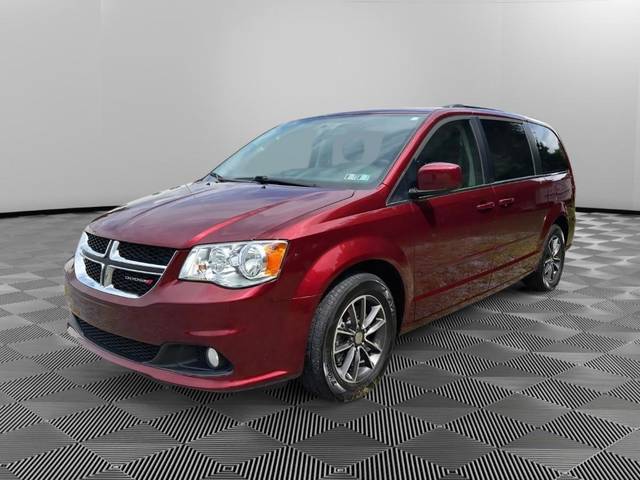 2017 Dodge Grand Caravan SXT FWD photo