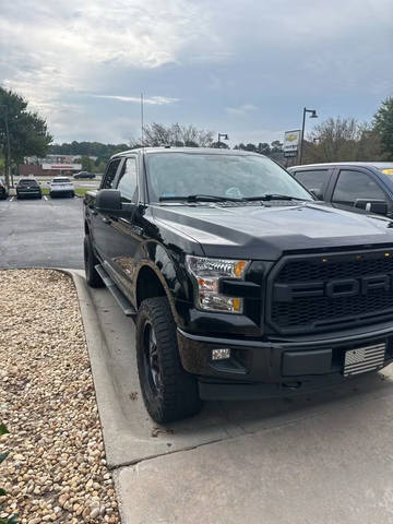 2017 Ford F-150 XL 4WD photo