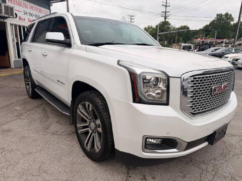 2017 GMC Yukon Denali 4WD photo