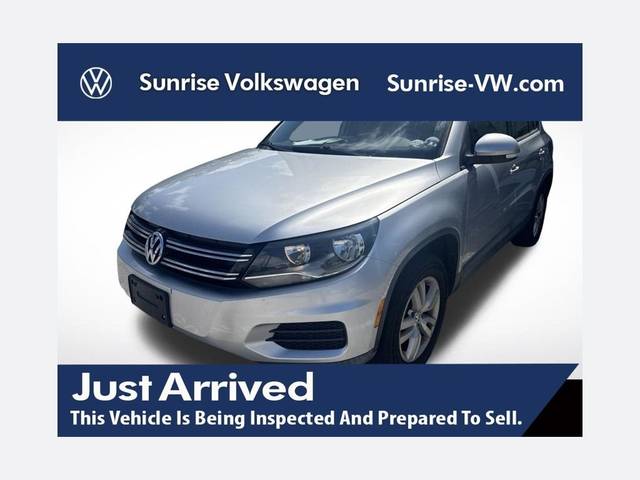 2016 Volkswagen Tiguan S FWD photo
