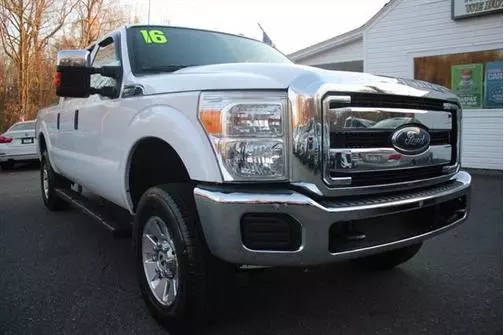 2016 Ford F-250 Super Duty XLT 4WD photo