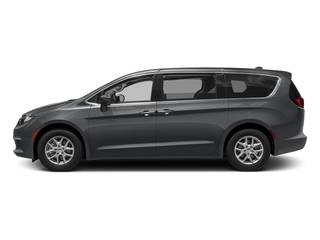 2017 Chrysler Pacifica Minivan LX FWD photo