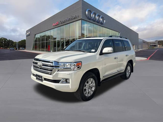 2017 Toyota Land Cruiser  4WD photo