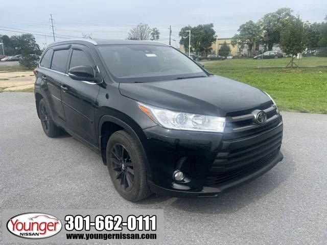 2017 Toyota Highlander XLE AWD photo