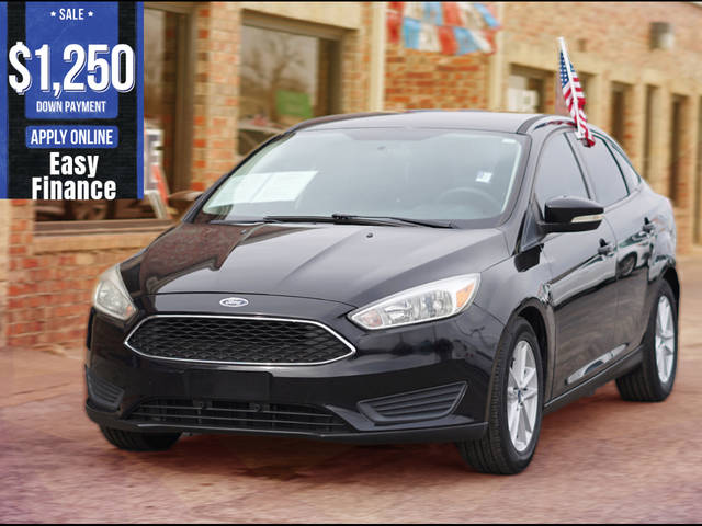 2017 Ford Focus SE FWD photo
