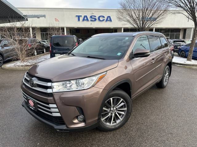 2017 Toyota Highlander XLE AWD photo