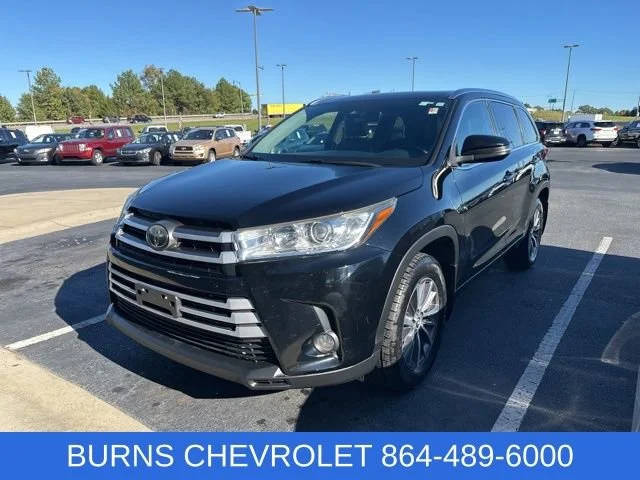 2017 Toyota Highlander XLE AWD photo