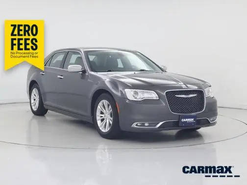 2017 Chrysler 300 300C RWD photo