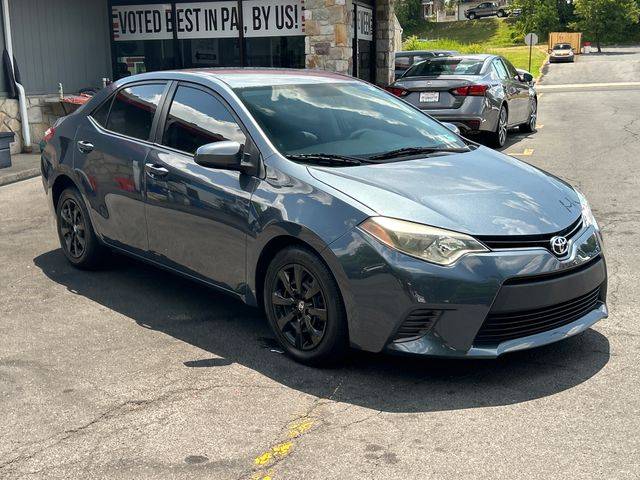 2016 Toyota Corolla LE FWD photo