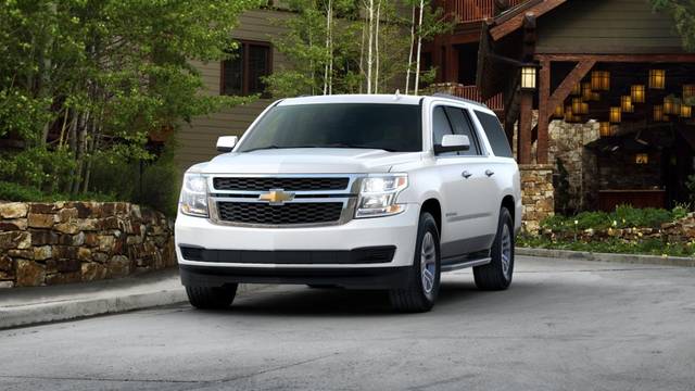 2017 Chevrolet Suburban LT 4WD photo